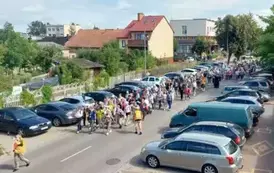 KOZIENICKA &bdquo;OSIEMNASTKA&rdquo; WYRUSZYŁA NA PIELGRZYMI SZLAK 6