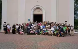 KOZIENICKA &bdquo;OSIEMNASTKA&rdquo; WYRUSZYŁA NA PIELGRZYMI SZLAK 16