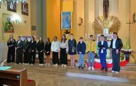 PATRIOTYCZNA NIEDZIELA W GNIEWOSZOWIE &ndash; UROCZYSTOŚCI KU CZCI LOTNIK&Oacute;W 24