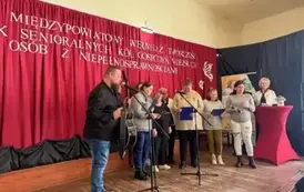 IV WERNISAŻ KREATYWNOŚCI SENIOR&Oacute;W I PRZYJACI&Oacute;Ł 7