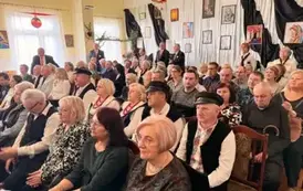 IV WERNISAŻ KREATYWNOŚCI SENIOR&Oacute;W I PRZYJACI&Oacute;Ł 14