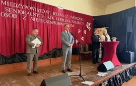 IV WERNISAŻ KREATYWNOŚCI SENIOR&Oacute;W I PRZYJACI&Oacute;Ł 17