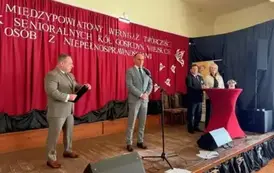 IV WERNISAŻ KREATYWNOŚCI SENIOR&Oacute;W I PRZYJACI&Oacute;Ł 23