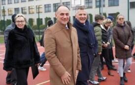 2025.12.15 - PRZEBUDOWANE BOISKO PRZY ZS NR 1 JUŻ SŁUŻY UCZNIOM 5