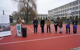2025.12.15 - PRZEBUDOWANE BOISKO PRZY ZS NR 1 JUŻ SŁUŻY UCZNIOM 18