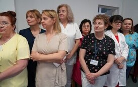 2025.12.22 - ŚWIĄTECZNE ŻYCZENIA W SZPITALU POWIATOWYM W KOZIENICACH 5