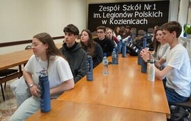 15.04.2026 - UCZNIOWIE Z WŁOCH Z WIZYTĄ W POWIECIE KOZIENICKIM 2