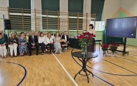 27.04.2026 - CZAS POŻEGNAŃ I NOWYCH WYZWAŃ - MATURZYŚCI KOŃCZĄ ROK SZKOLNY 11