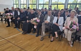 27.04.2026 - CZAS POŻEGNAŃ I NOWYCH WYZWAŃ - MATURZYŚCI KOŃCZĄ ROK SZKOLNY 17