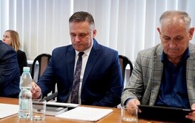 RAFAŁ IWAŃCZYK NOWYM RADNYM RADY POWIATU KOZIENICKIEGO. ZARZĄD POWIATU KOZIENICKIEGO Z WOTUM ZAUFANIA I ABSOLUTORIUM ZA 2025 ROK 5