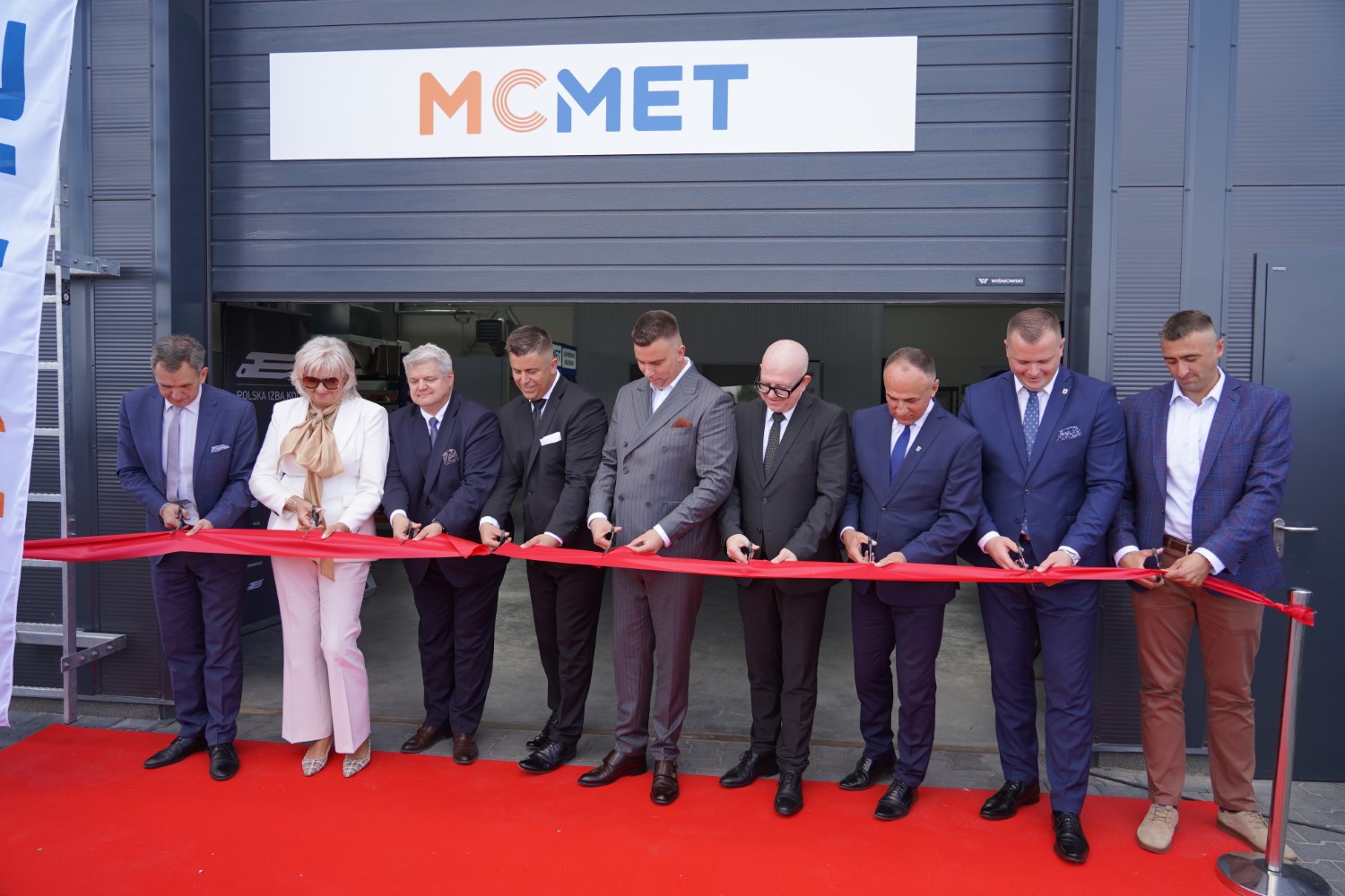 OTWARCIE NOWEJ HALI PRODUKCYJNEJ FIRMY MCMET