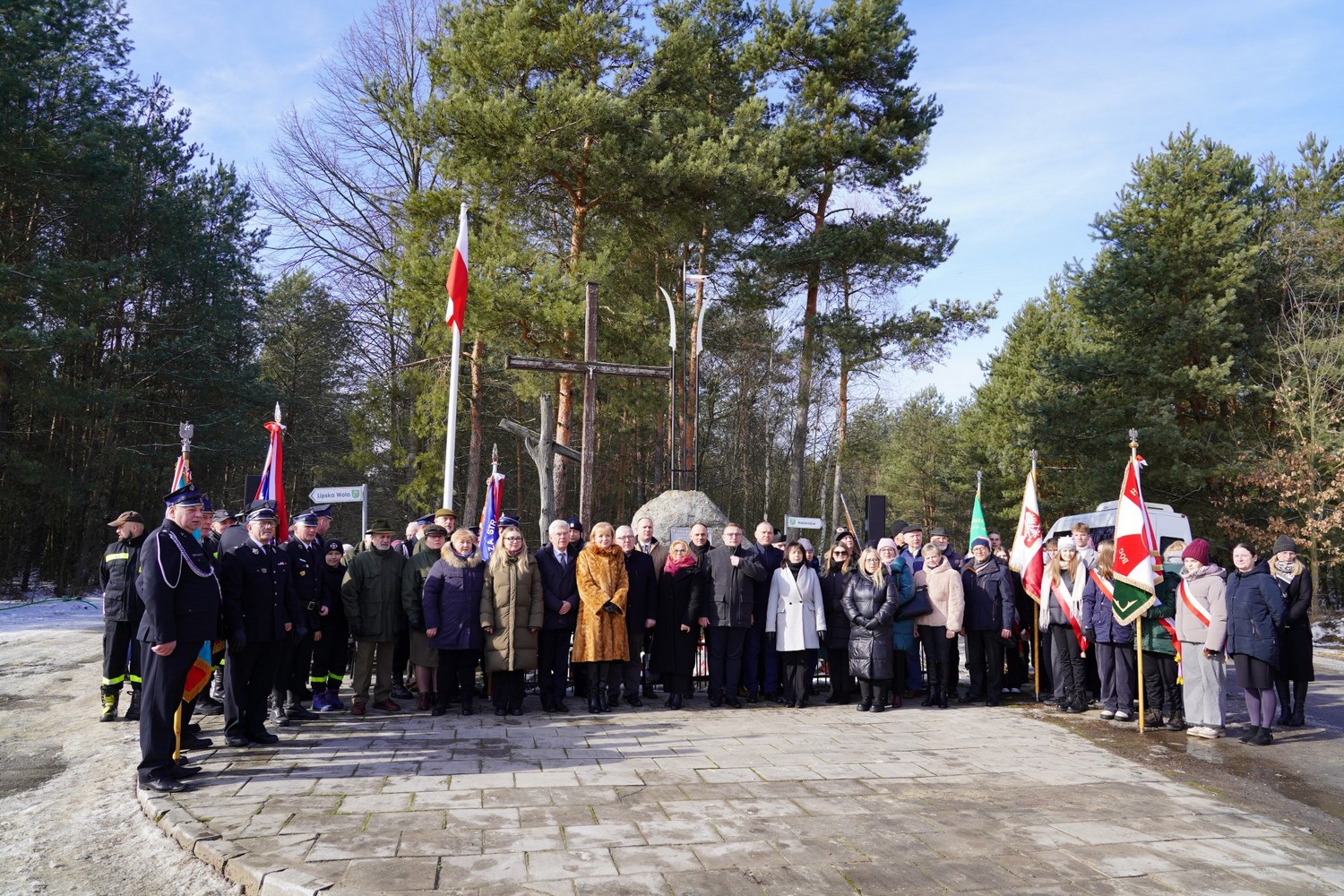 PAMIĘCI BOHATER&Oacute;W POWSTANIA STYCZNIOWEGO - UROCZYSTOŚĆ PATRIOTYCZNA W LIPIE