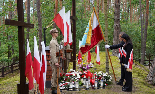 UROCZYSTOŚĆ PATRIOTYCZNA W KOCIOŁKACH