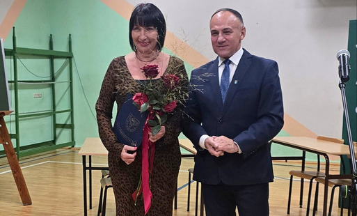 Zdjęcie do &bdquo;NAUKA TO PODR&Oacute;Ż, KT&Oacute;RA TRWA CAŁE ŻYCIE&rdquo; &ndash; DZIEŃ EDUKACJI NARODOWEJ W ZIELONYM LO