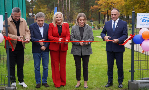 otwarcie nowego placu zabaw, który powstał dzięki wsparciu Fundacji Enea – Energia Wspólnoty.